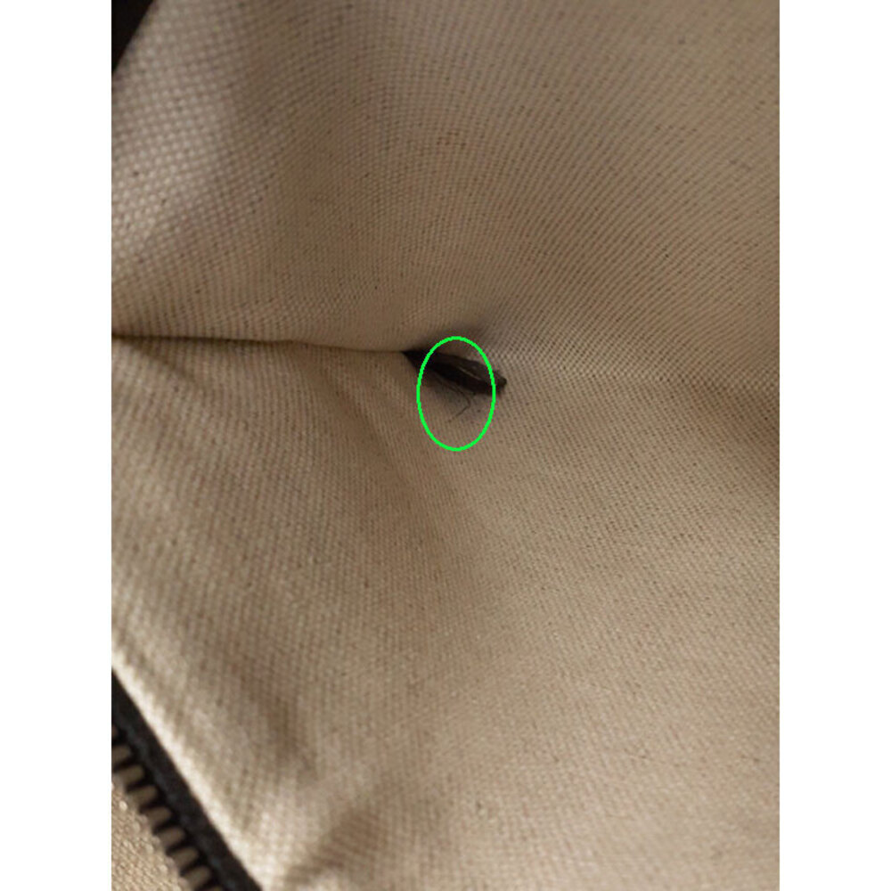 GUCCI GG Embossed Messenger Crossbody Bag Black - Picture 5 of 9